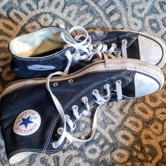 Used Converse. Black and white. Size 10.5 - Picture 7 of 8